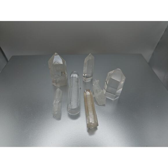 White Quartz Crystals 7pcs - Picture 3 of 11